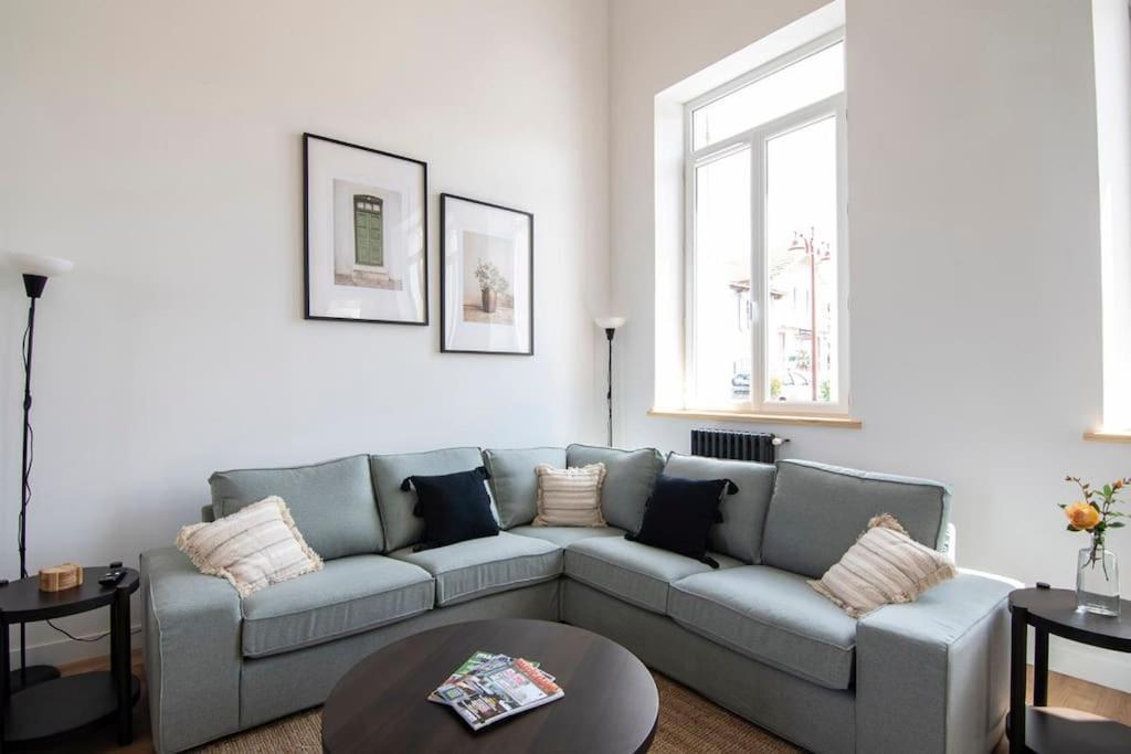 Treize Maison 3 Bed House In Centre Of Saint Severin Exterior photo