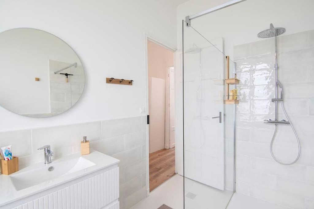 Treize Maison 3 Bed House In Centre Of Saint Severin Exterior photo